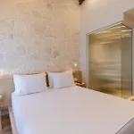 Dimitri Hotel Himare