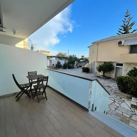 Dimitri Otel 2*