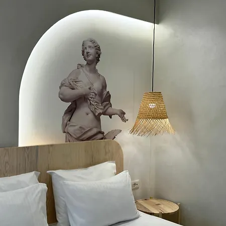 Otel Dimitri Himarë