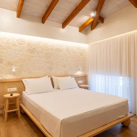 Dimitri Hotel Himare