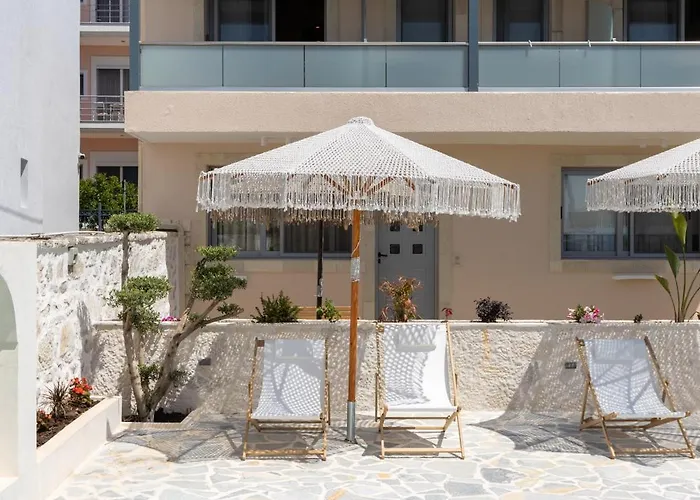Dimitri Hotel Himare
