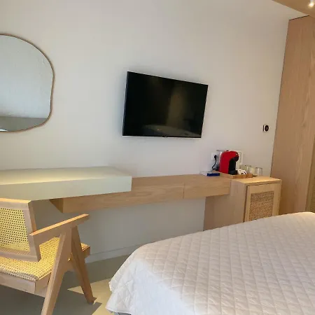 Dimitri Hotel 2*