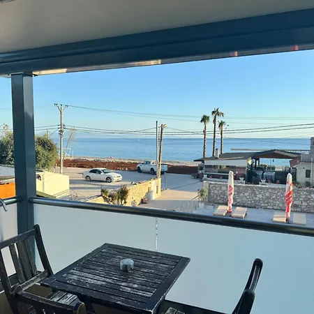 Dimitri Hotel Himare