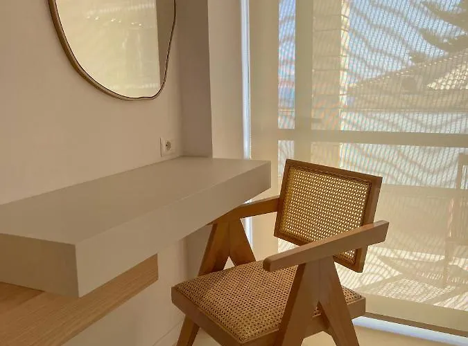 Dimitri Hotel Himare